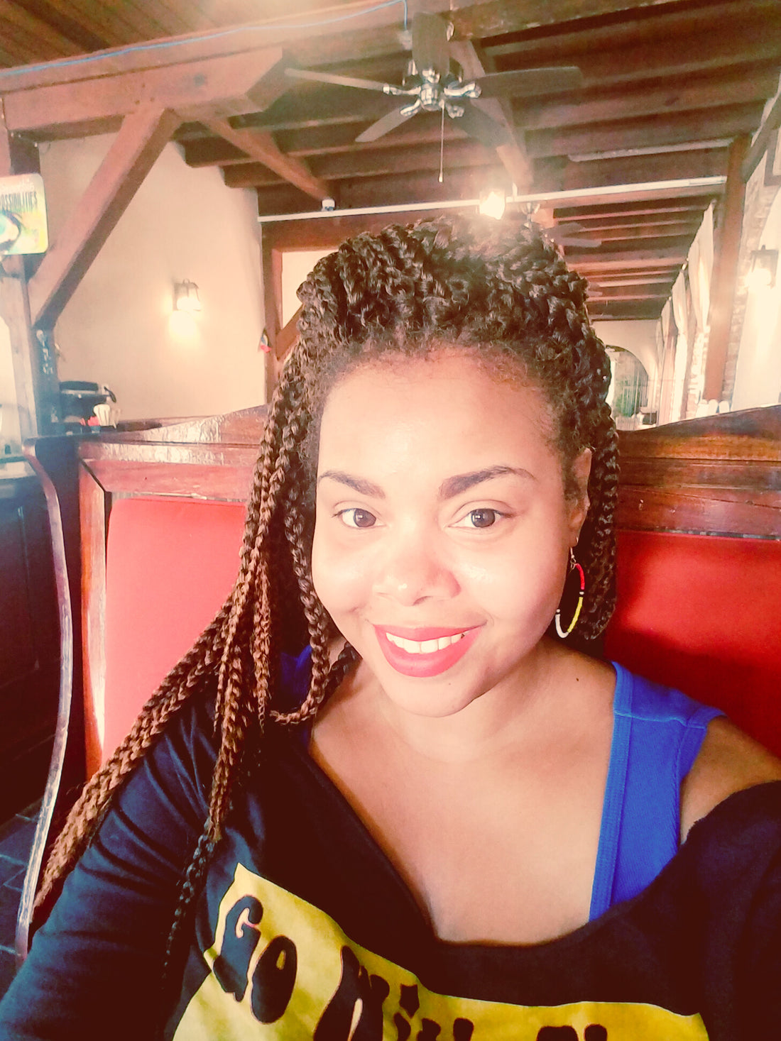 5 Tips for Effortlessly Chic Travel Hairstyles